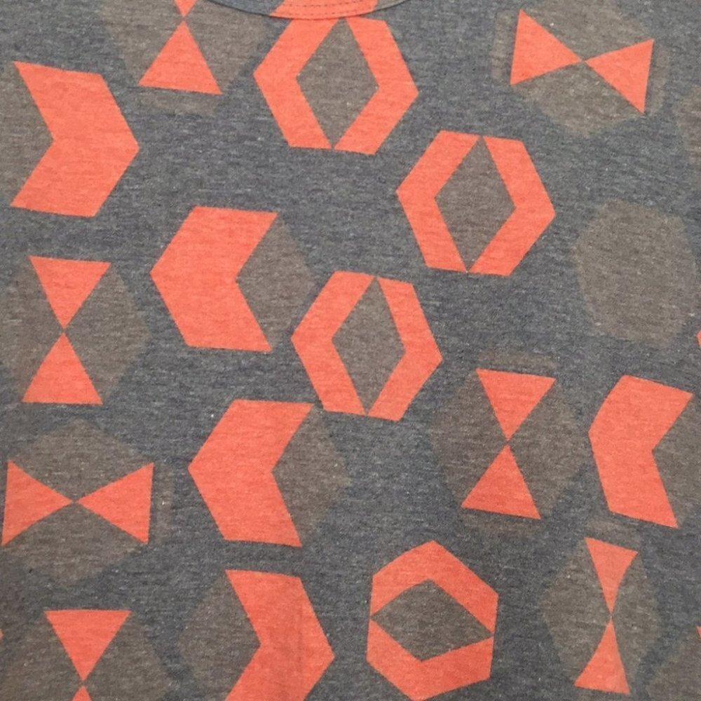 XS LuLaRoe Perfect T Shirt DD22 1579 - Picture 2 of 5